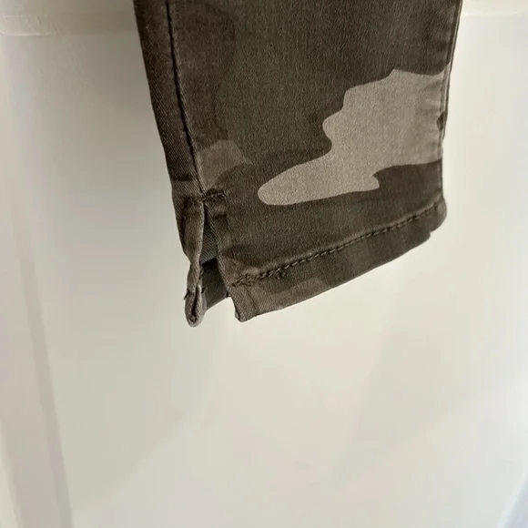 Wit & Wisdom Ab Solution Ankle Skinny Jeans - Picture 4 of 6